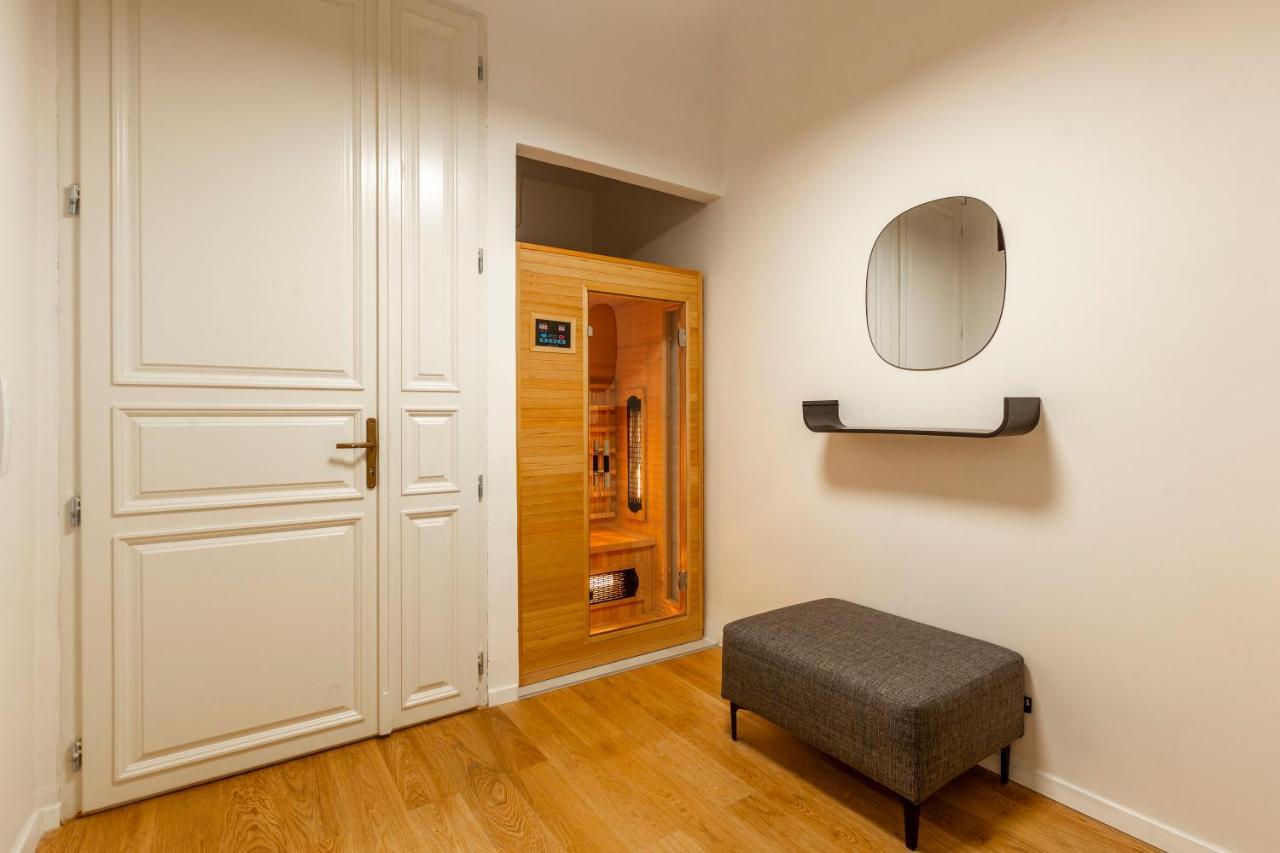 Luxurious Minimalist Residence With Sauna By Prestige Homes 부다페스트 외부 사진